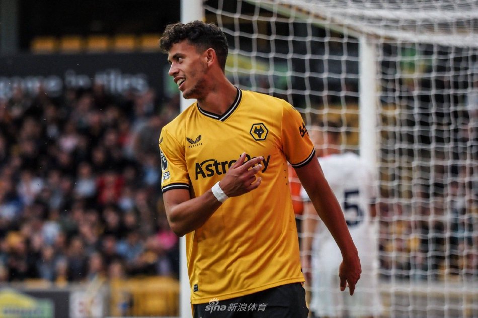 路高歌猛进 路高歌猛进