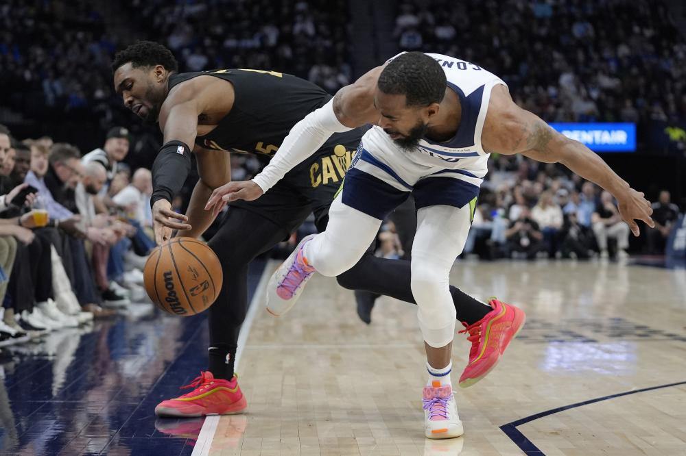 尤其是在球 尤其是在球