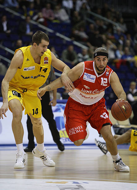 的微弱优势 的微弱优势