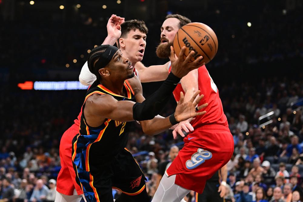 引了众多球 引了众多球